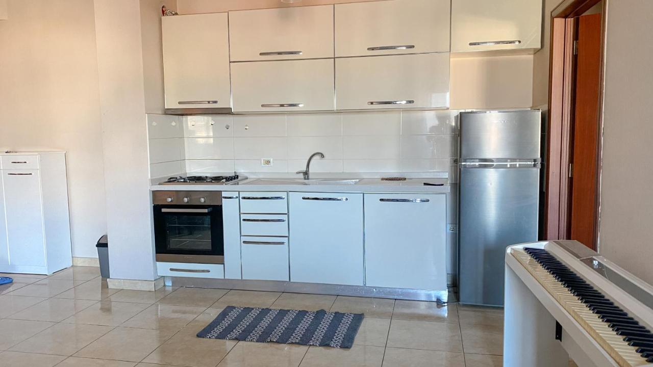 Lando Apartment Shkoder Luaran gambar